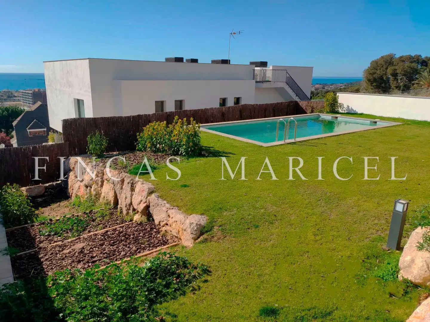 Garten von Haus oder Chalet zum Verkauf in Sitges mit Klimaanlage, Heizung und Privatgarten