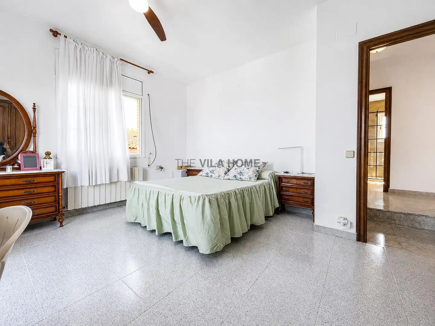 Dormitori de Finca rústica en venda en Vilanova i la Geltrú amb Aire condicionat