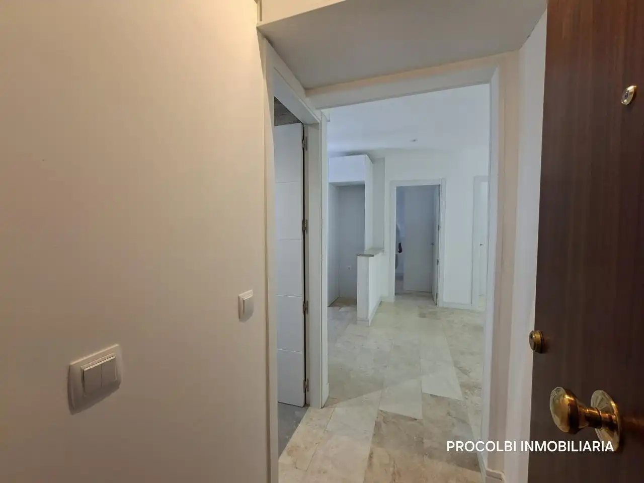 Ground floor for sale in Madrid  with Air Conditioner and Heating