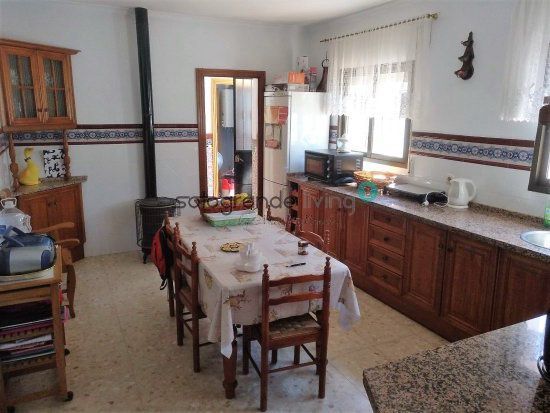 Cuina de Casa o xalet en venda en Jimena de la Frontera amb Terrassa