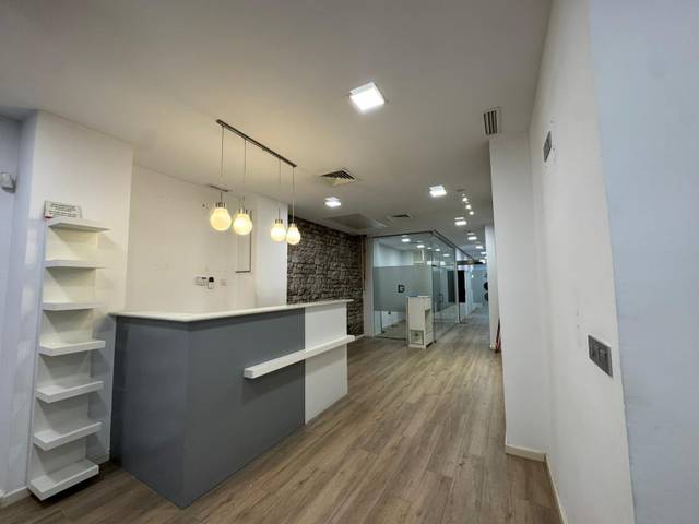 Local comercial en Alquiler en Casco Antiguo