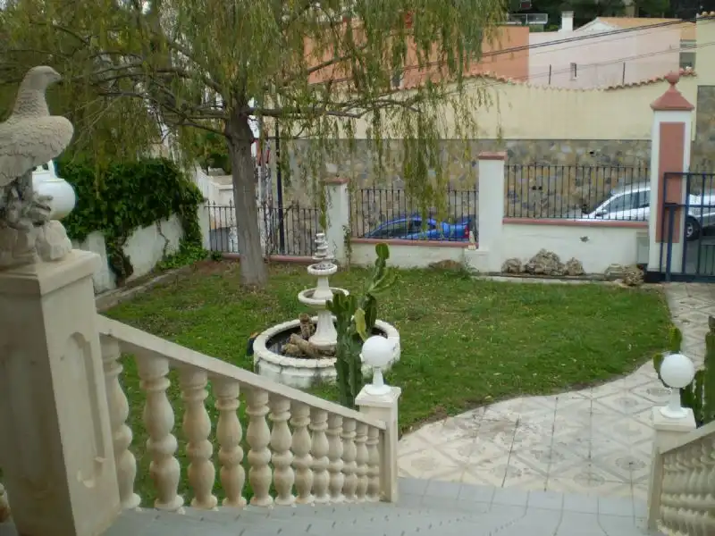 Garden of Houses for sale in L'Alfàs del Pi  with Air Conditioner, Heating and Private garden