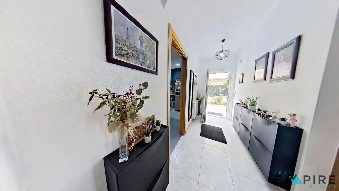 Semi-detached house with pool for sale in Ugena, imagen 13
