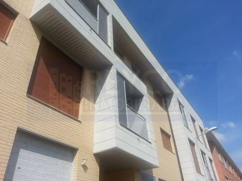 Außenansicht von Wohnung zum Verkauf in Baños de Río Tobía