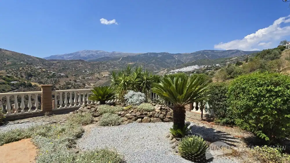 Garden of Houses for sale in Cómpeta  with Air Conditioner, Private garden and Swimming Pool