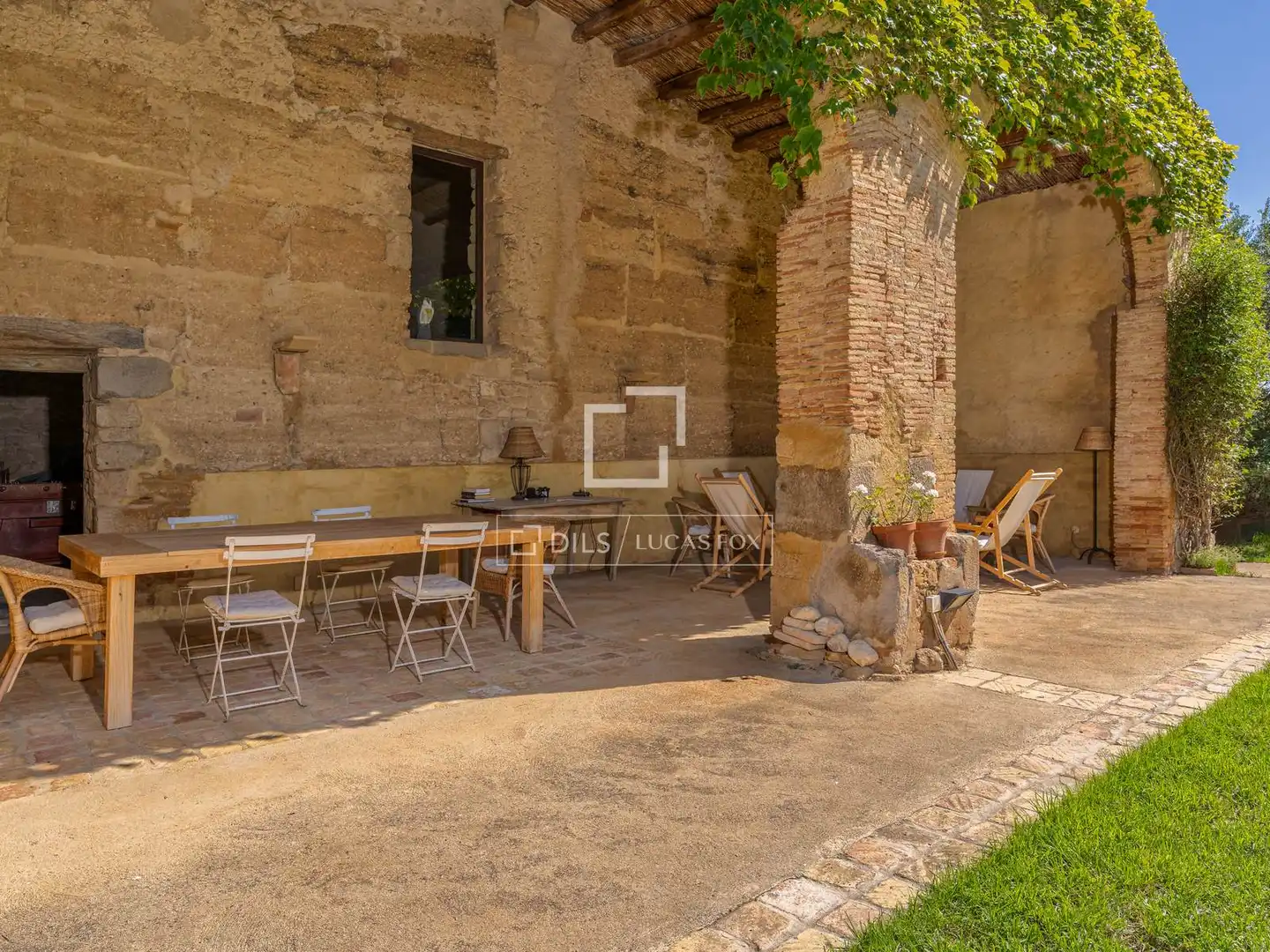 Terraza de Finca rústica en venta en Garrigàs con Aire acondicionado, Calefacción y Jardín privado