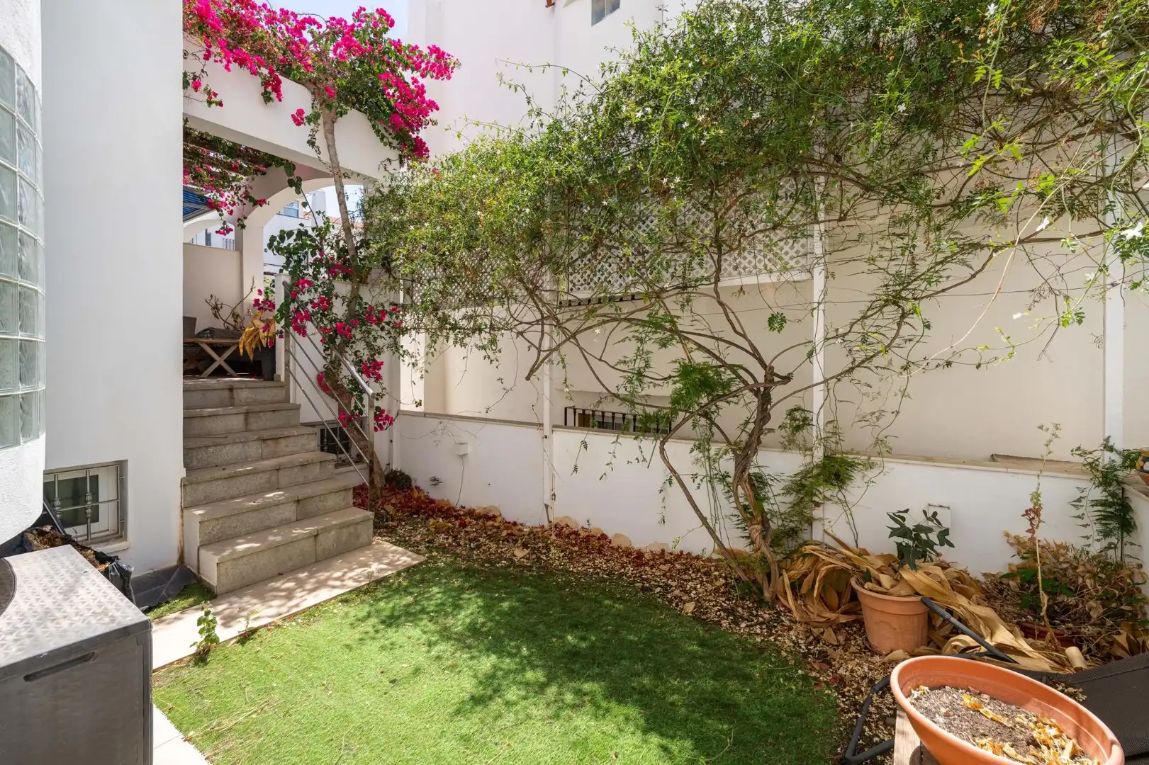 Jardín de Casa adosada en venta en Almería con Aire acondicionado, Terraza y Trastero