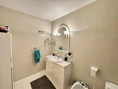 Badezimmer von Dachboden zum Verkauf in Mijas mit Klimaanlage, Heizung und Terrasse