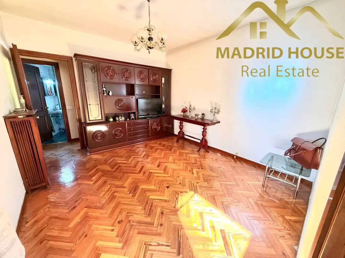 Außenansicht von Wohnung zum Verkauf in Madrid mit Heizung und Terrasse