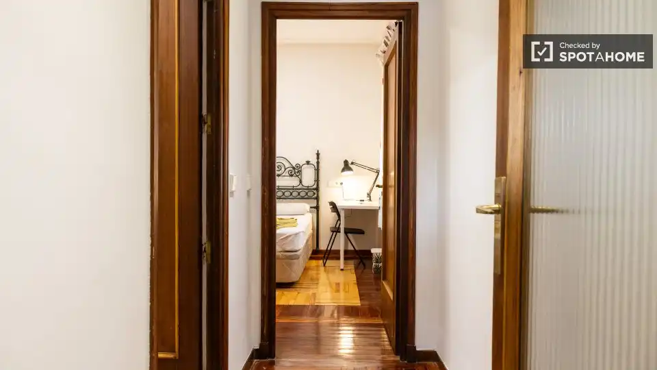 Room in Comillas