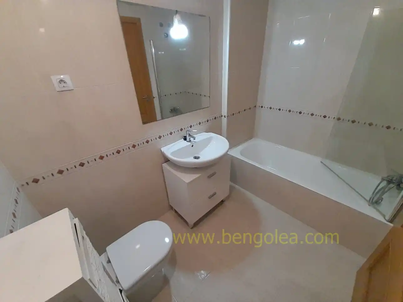 Piso en venta en Lasesarre