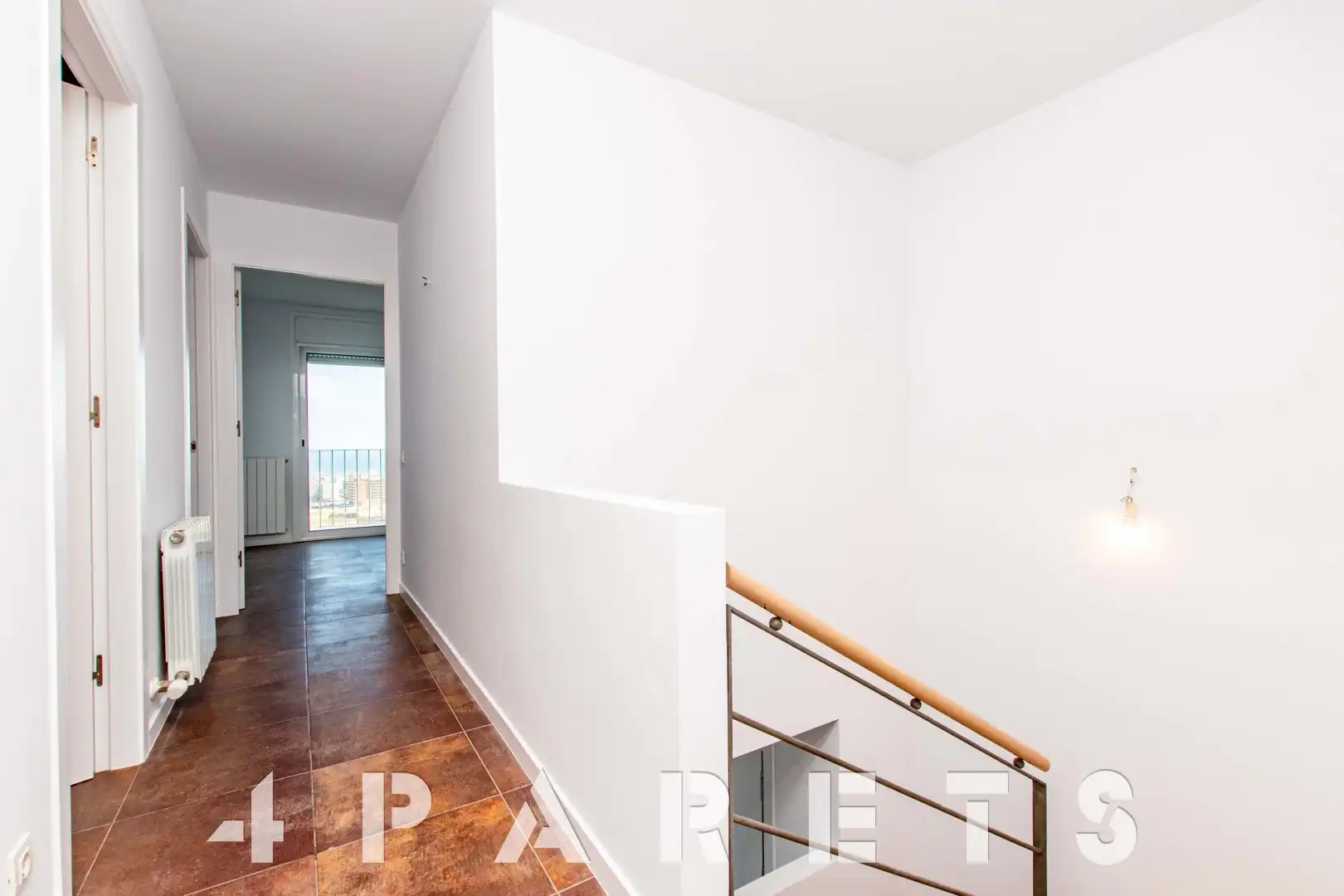 Einfamilien-Reihenhaus zum Verkauf in Santa Susanna mit Heizung, Privatgarten und Terrasse