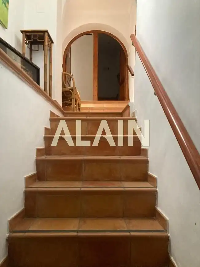 Houses for sale in Oliva