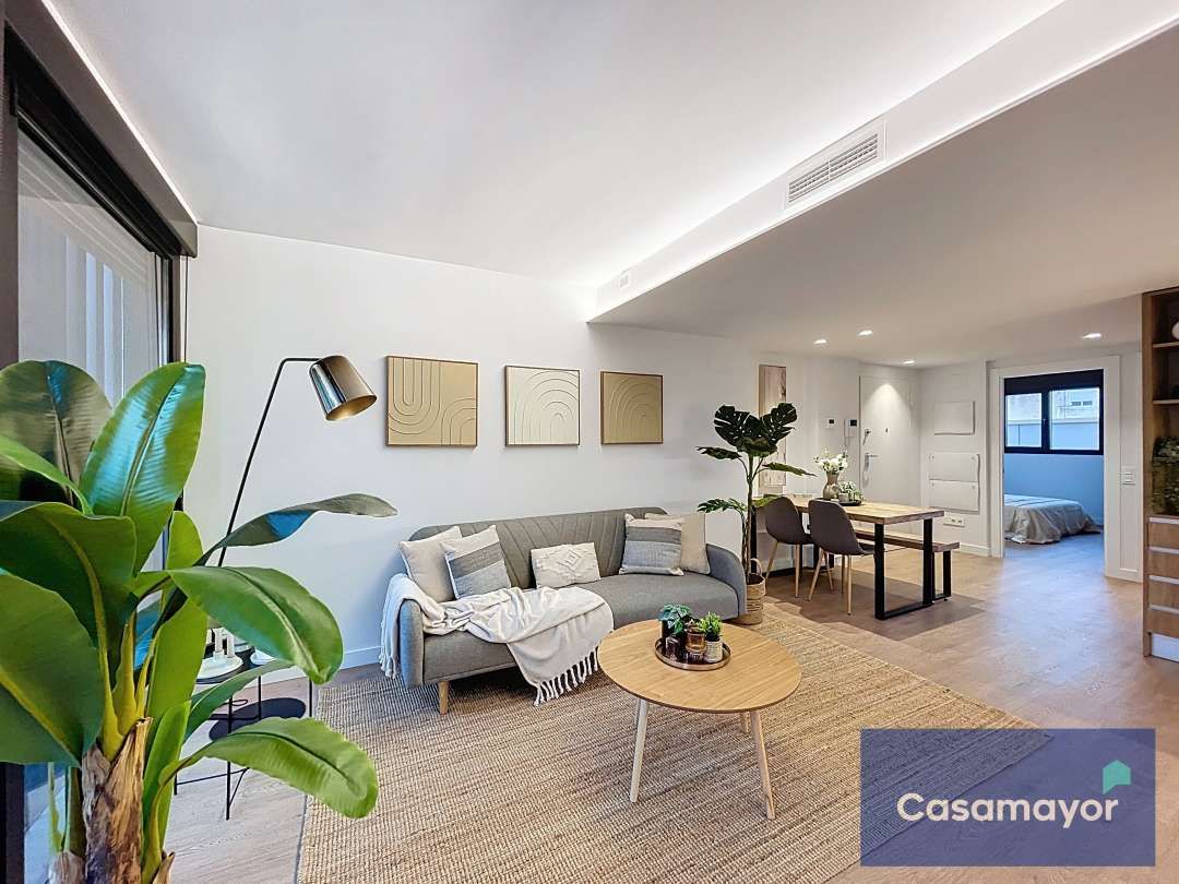 Living room of Flat for sale in Alicante / Alacant  with Air Conditioner, Heating and Storage room