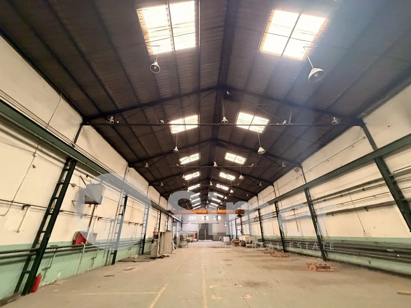 Nau industrial en venda en Barberà del Vallès