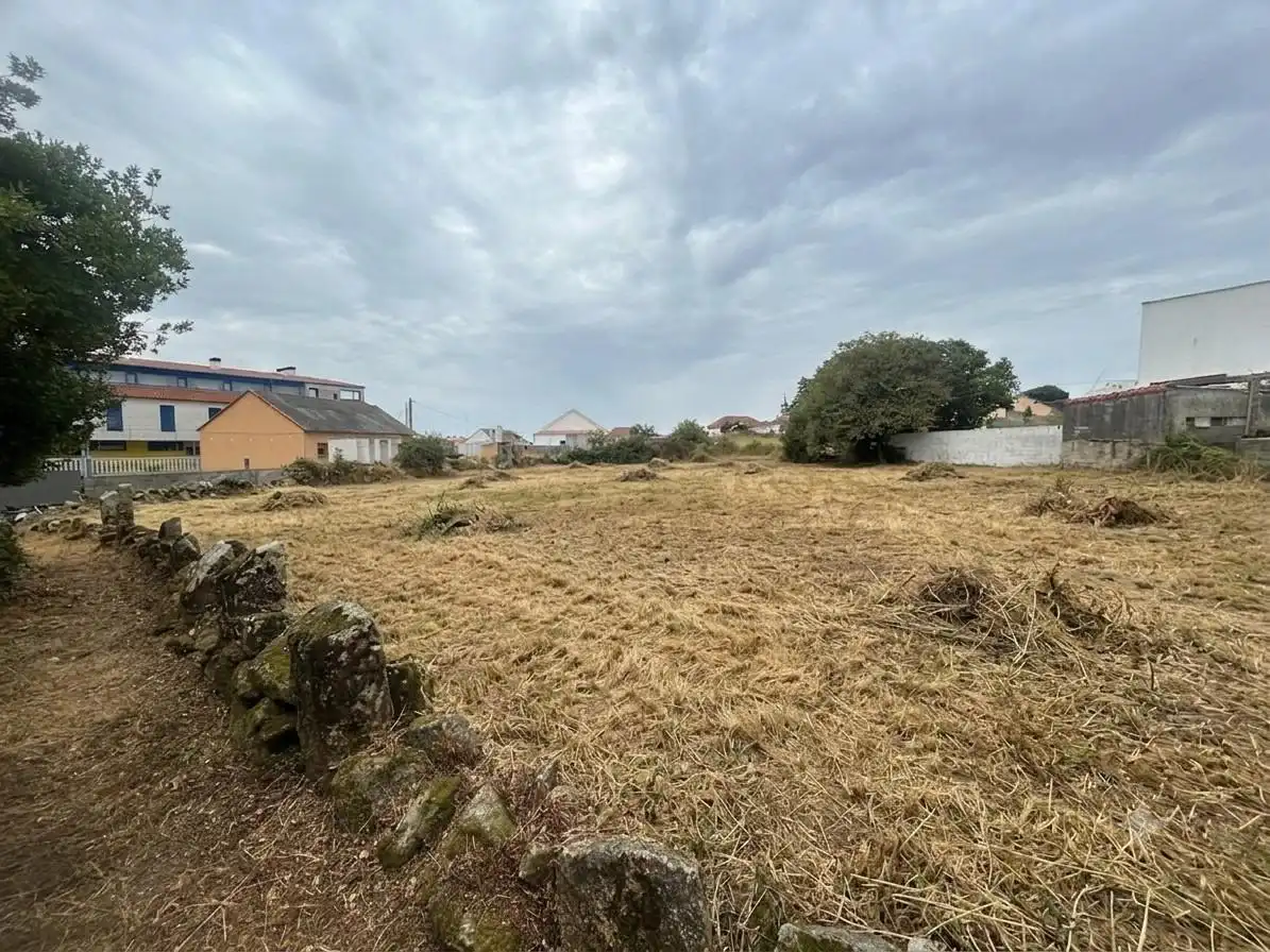 Wohnbaugrundstück zum Verkauf in Aguiño, imagen 2