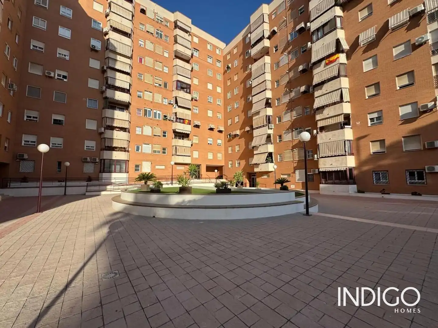 Vista exterior de Piso en venta en Alicante / Alacant con Aire acondicionado, Calefacción y Piscina