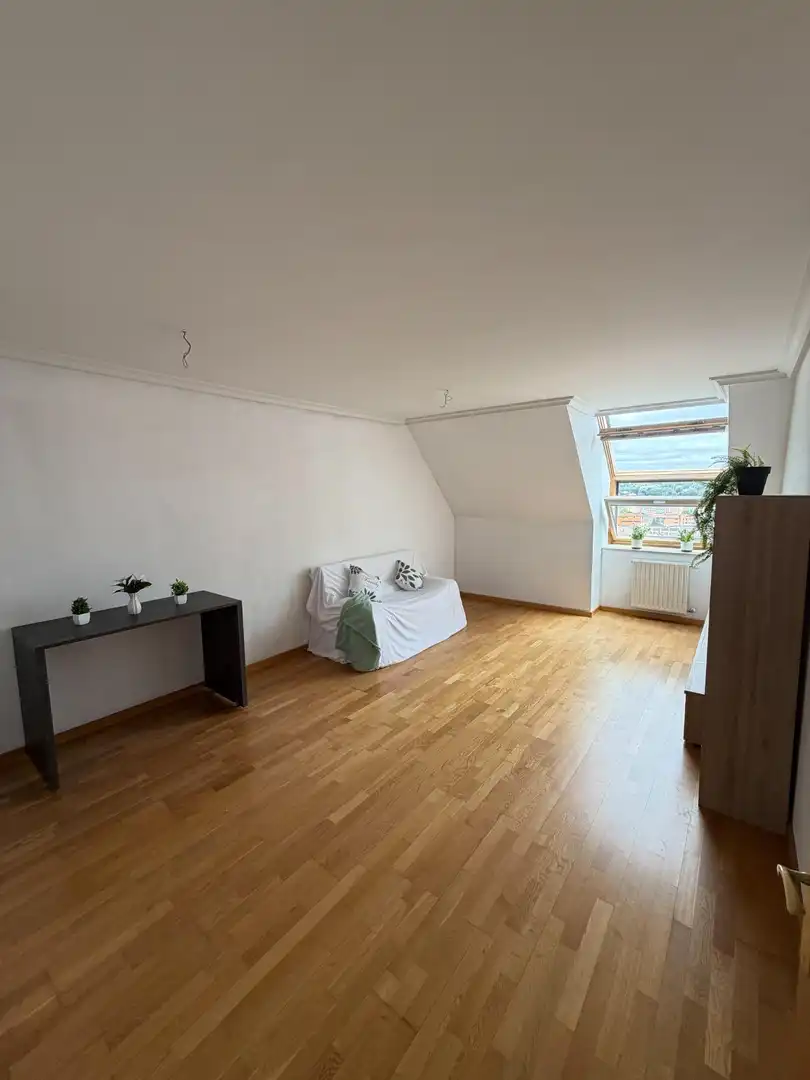 Bedroom of Attic for sale in Oviedo   with Heating, Parquet flooring and Storage room
