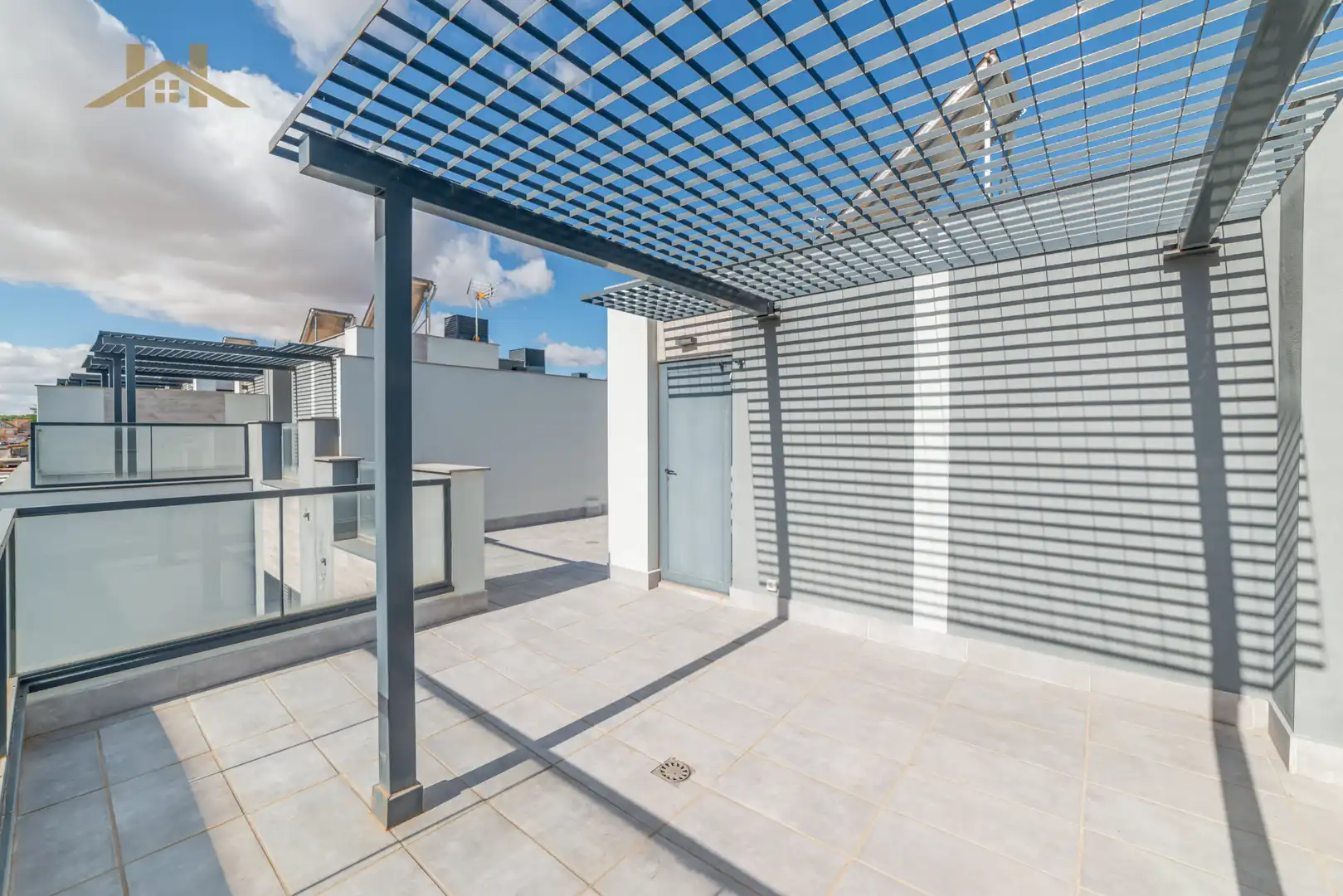 Terraza de Casa adosada en venta en Valdemoro con Aire acondicionado, Calefacción y Jardín privado