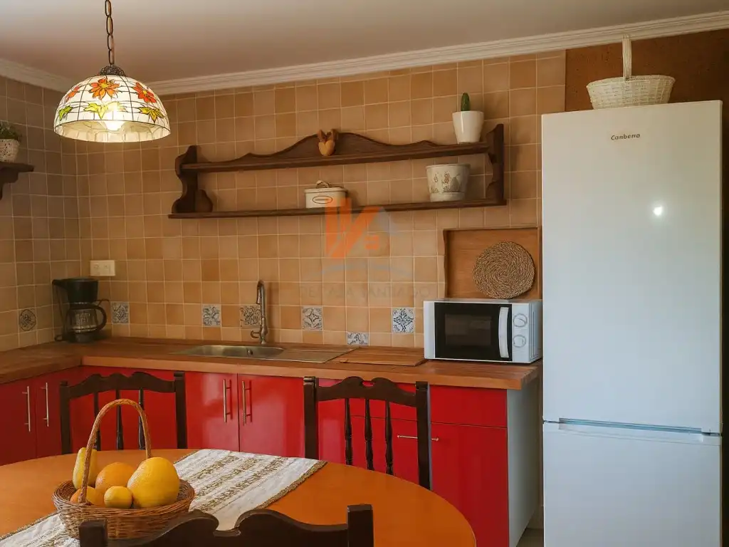 Cuina de Casa o xalet en venda en Santiago de Compostela 
