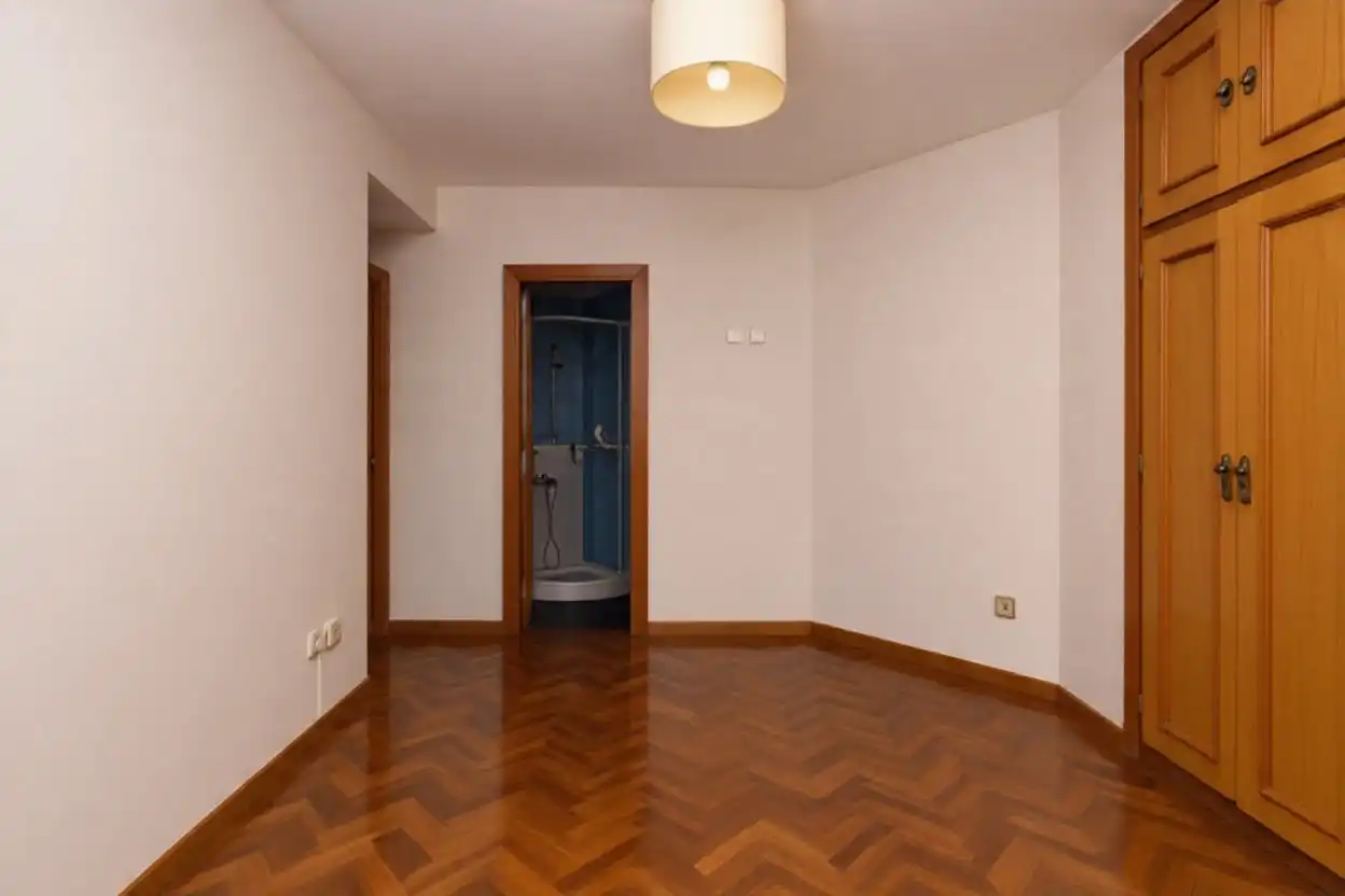 Appartement avec ascenseur à vendre à Calle de Santa Cruz de Marcenado, imagen 5