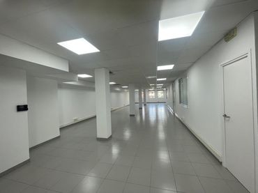 Ufficio con ascensore in affitto a Carrer d'Entença 95