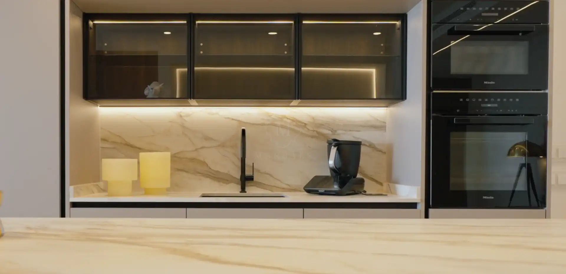 Cocina de Apartamento en venta en Estepona con Aire acondicionado, Terraza y Piscina