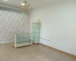 Premises for sale in Ubrique  with Air Conditioner