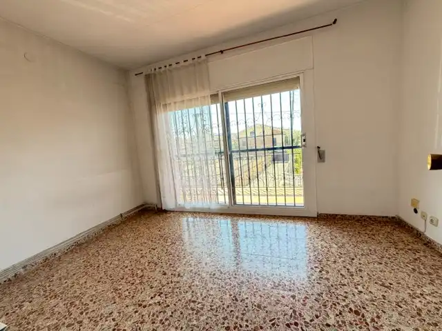 Habitación de Casa adosada en venta en Premià de Mar con Aire acondicionado, Calefacción y Jardín privado