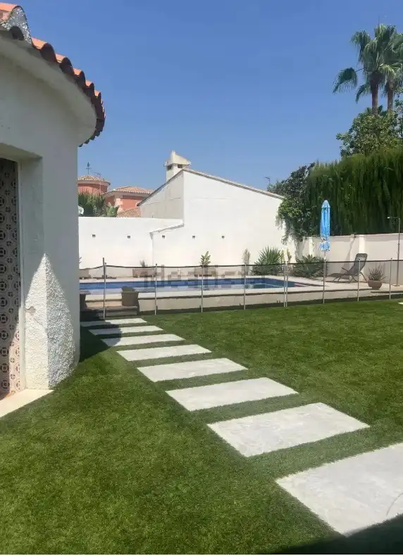 Piscina de Casa o xalet en venda en L'Eliana amb Aire condicionat, Jardí privat i Terrassa