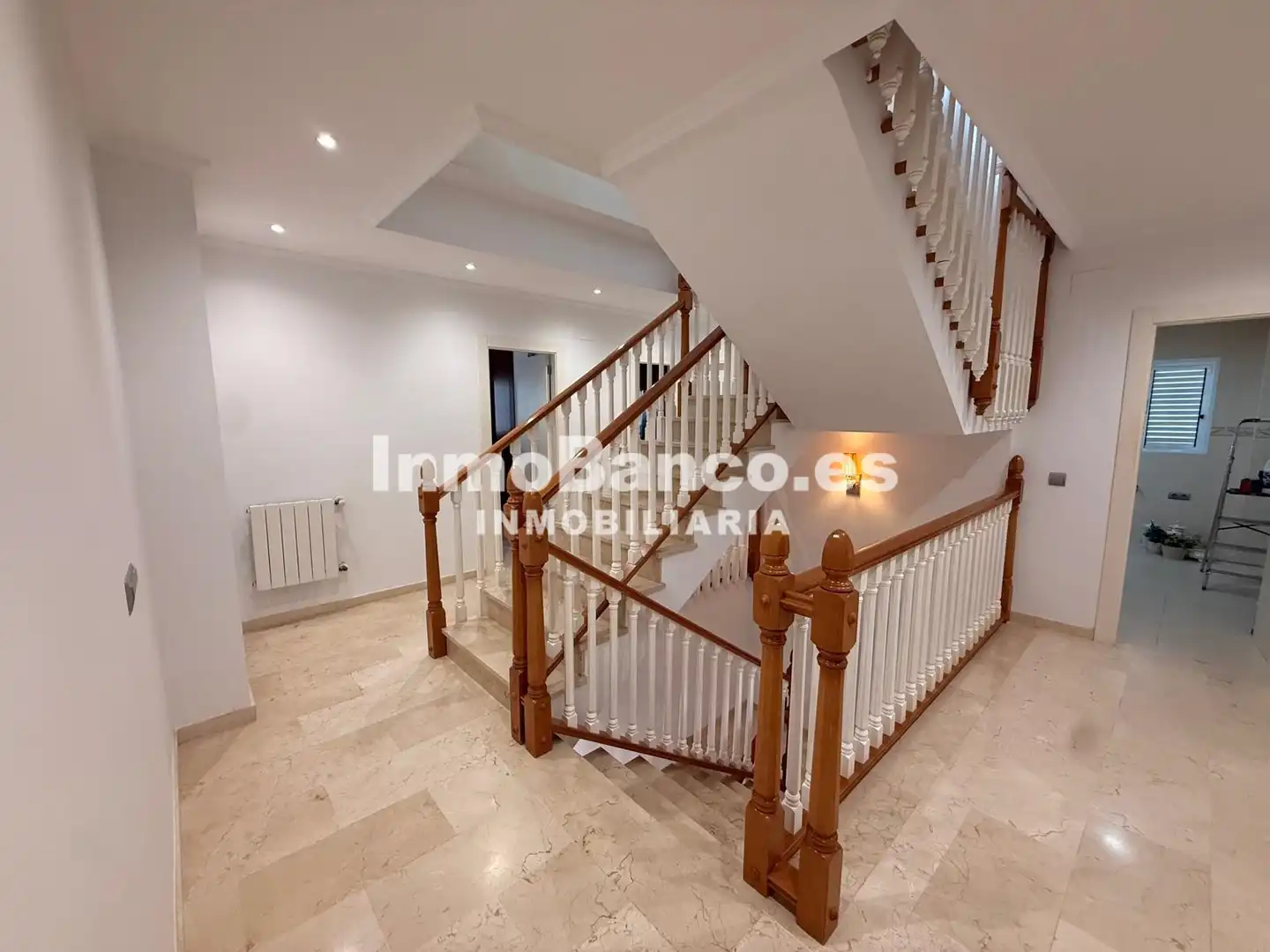 Villa mit Pool zum Verkauf in Avenida del Rio Turia 587, imagen 27
