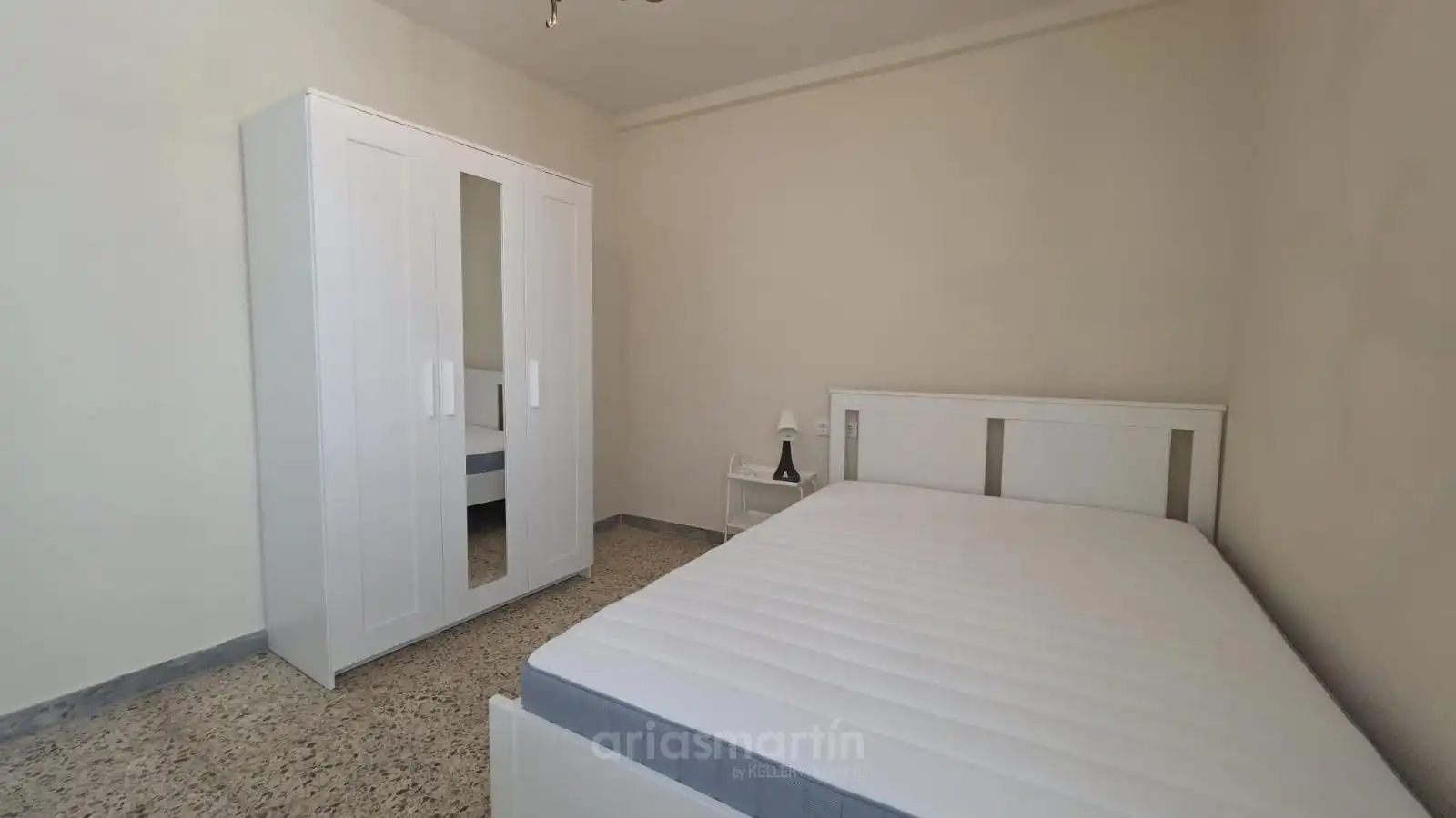 Piso de alquiler en Italia, Carmelitas
