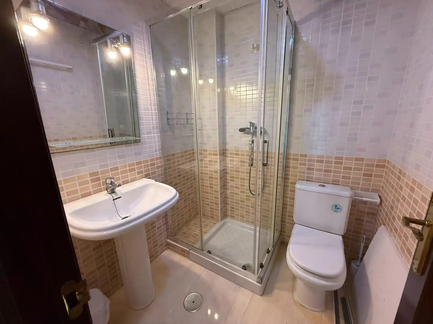 Bathroom of Detached homes for sale in Chiclana de la Frontera  with Private garden, Terrace and Balcony