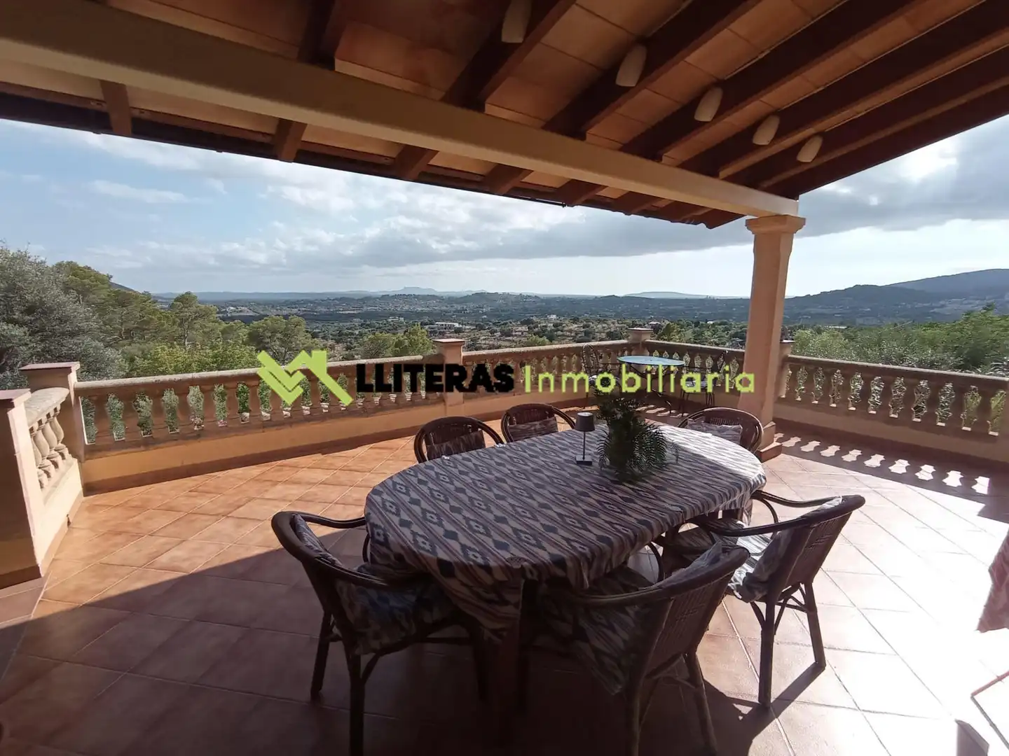 Country homes for sale in Selva