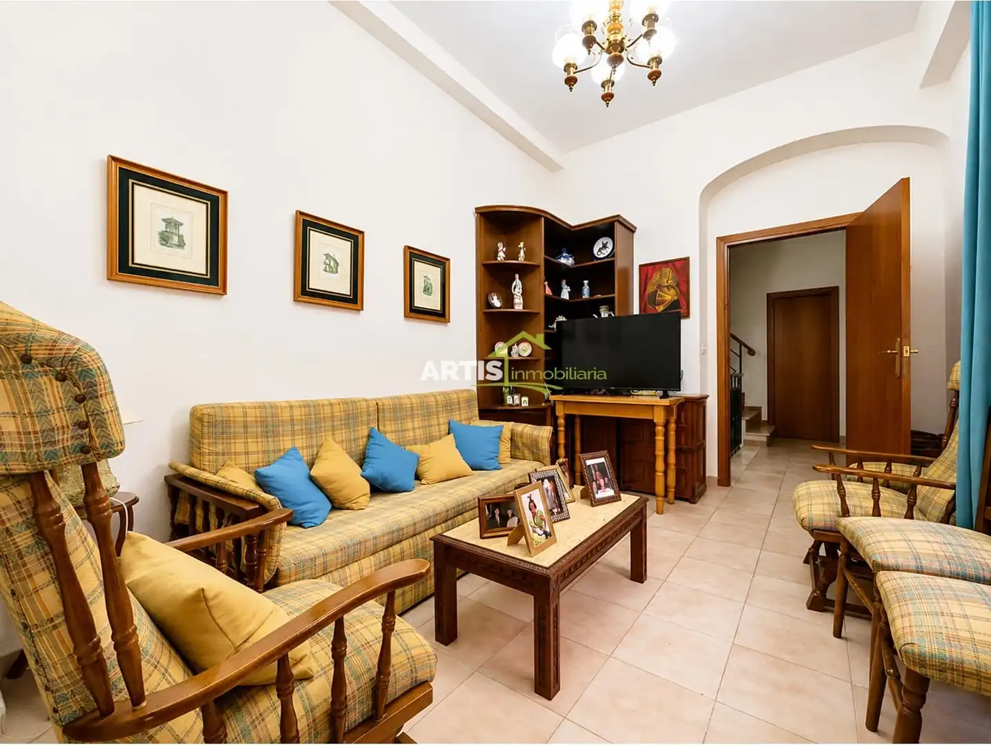 Sala de estar de Casa o chalet en venta en Puente Genil con Aire acondicionado, Terraza y Trastero