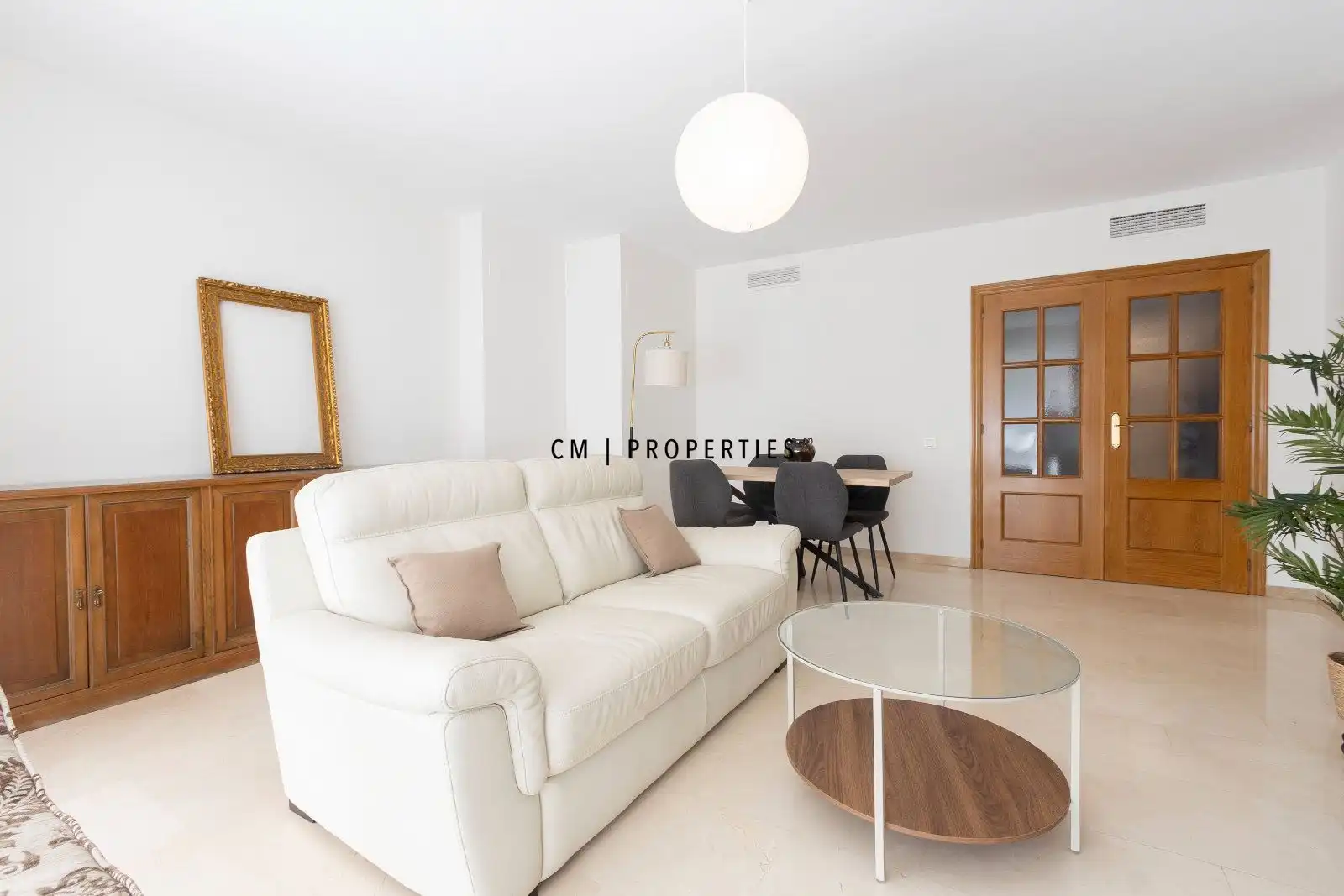 Sala de estar de Piso de alquiler en Valencia con Aire acondicionado, Calefacción y Terraza