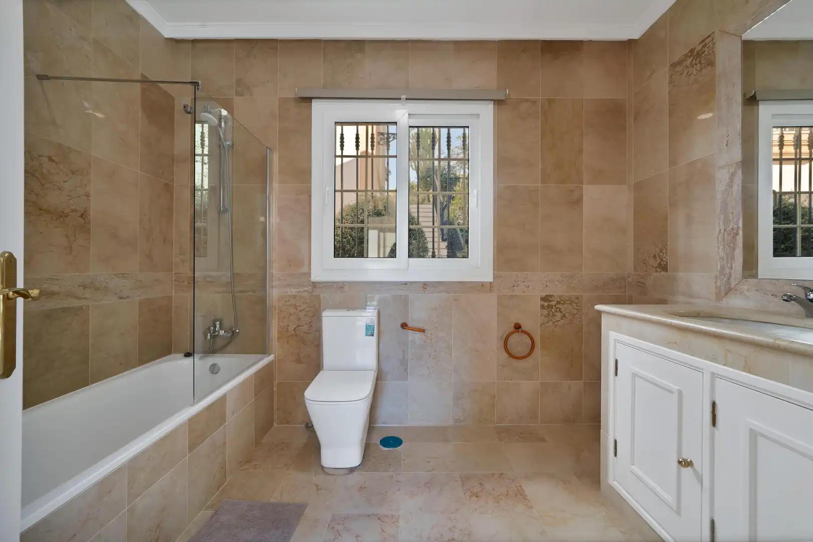 Detached homes for sale in 29 Calle Pleyades, Los Naranjos