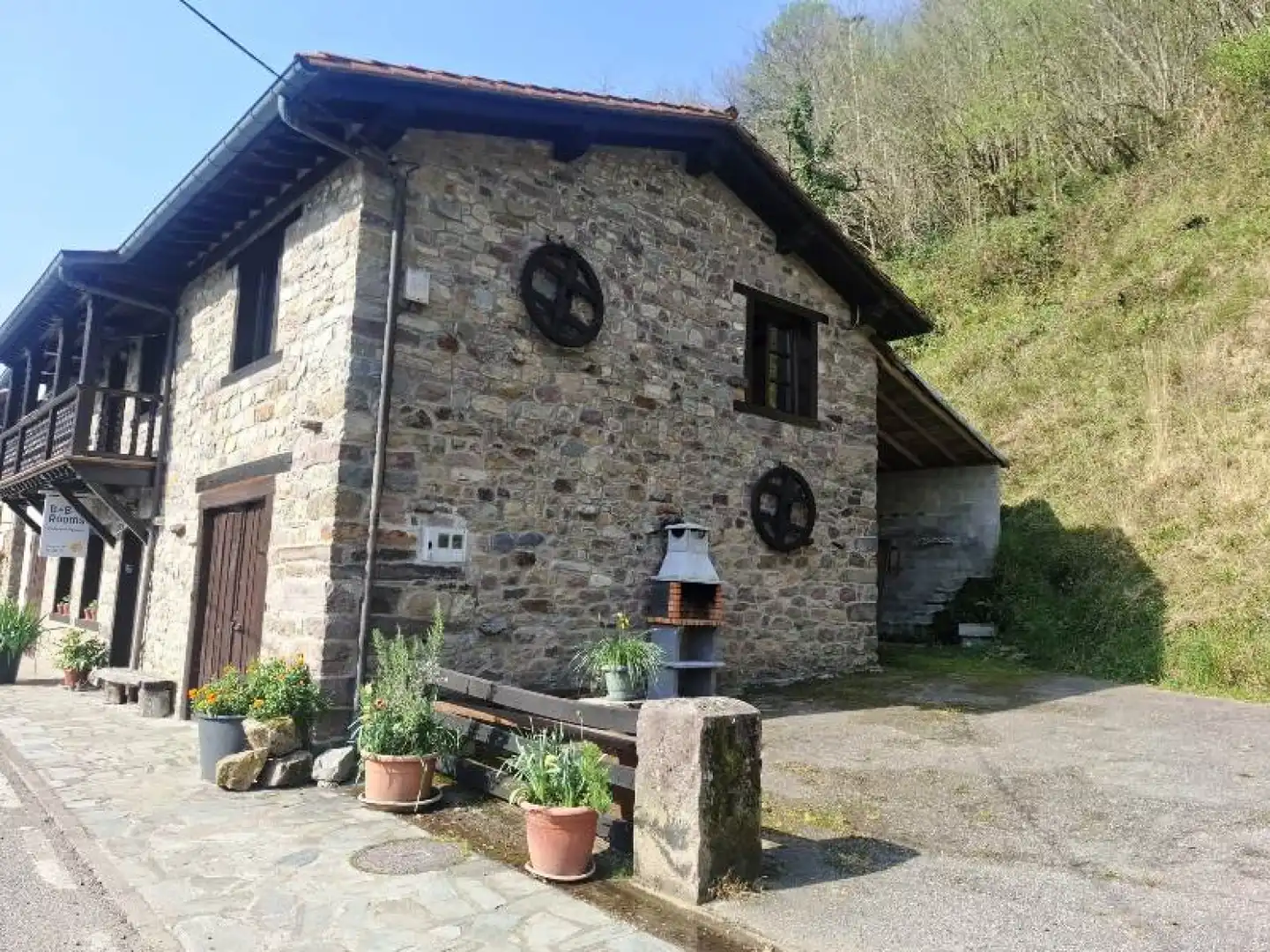 Vista exterior de Casa o chalet en venta en Los Tojos  con Calefacción y Trastero