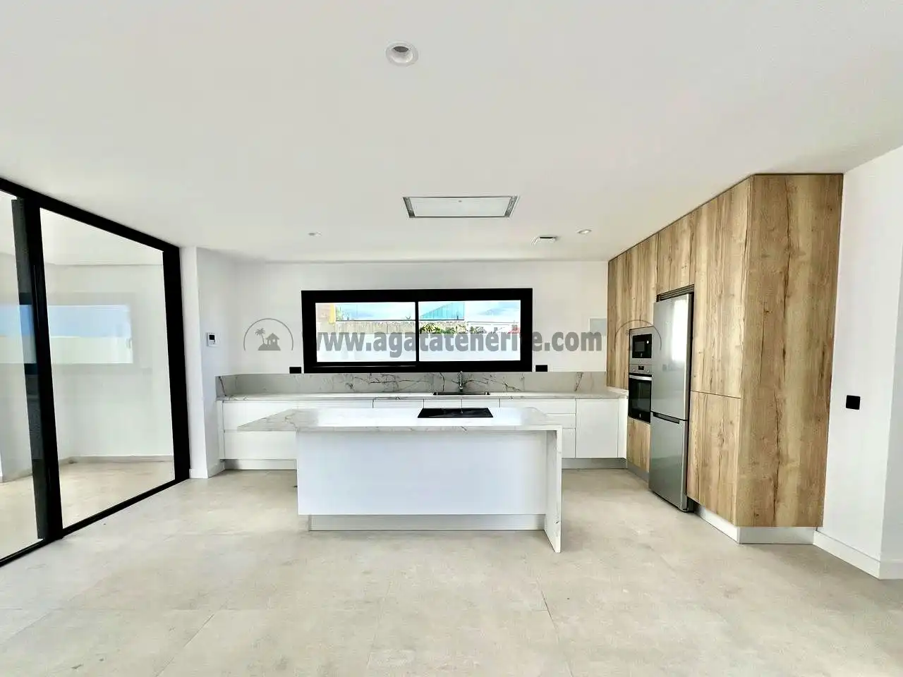 Kitchen of Houses for sale in Los Realejos  with Terrace, Swimming Pool and Balcony