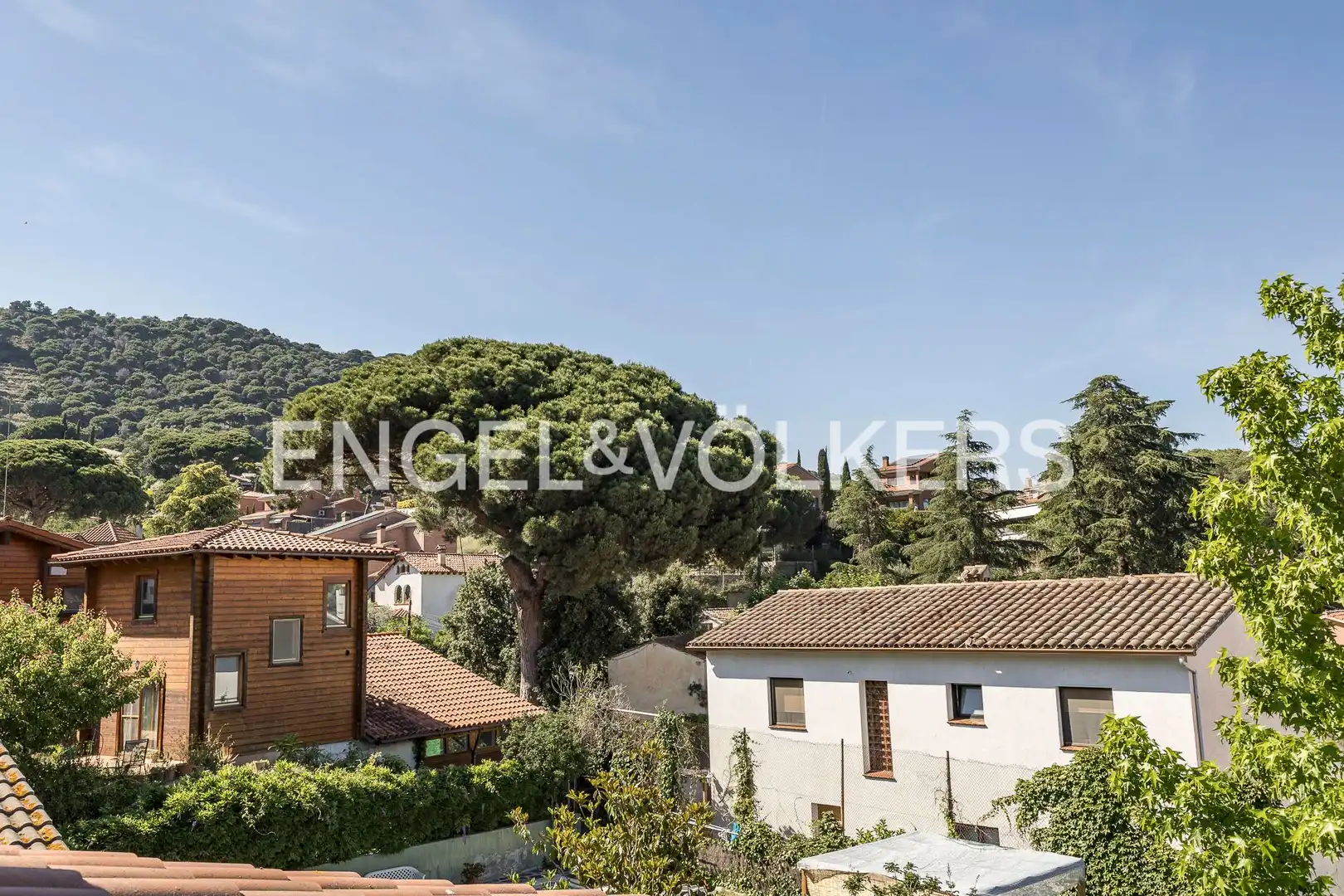Vista exterior de Casa o xalet en venda en Argentona amb Aire condicionat, Calefacció i Jardí privat