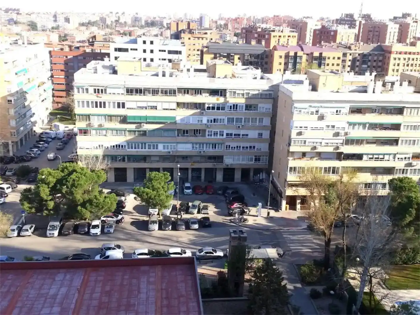 Außenansicht von Geschaftsraum zum Verkauf in Madrid mit Klimaanlage und Möbliert