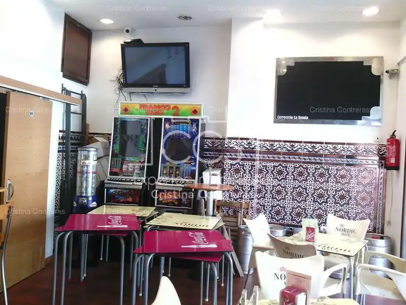 Local comercial en venda a Triana, imagen 2