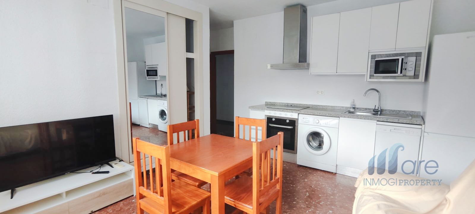 Kitchen of Flat for sale in  Granada Capital  with Air Conditioner, Heating and Furnished