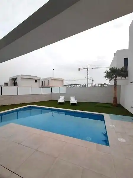 Xalet amb piscina en venda a Gran Alacant, imagen 4