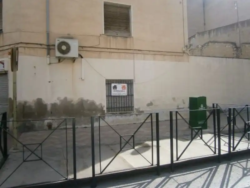 Vista exterior de Local de alquiler en Monóvar  / Monòver con Aire acondicionado y Amueblado