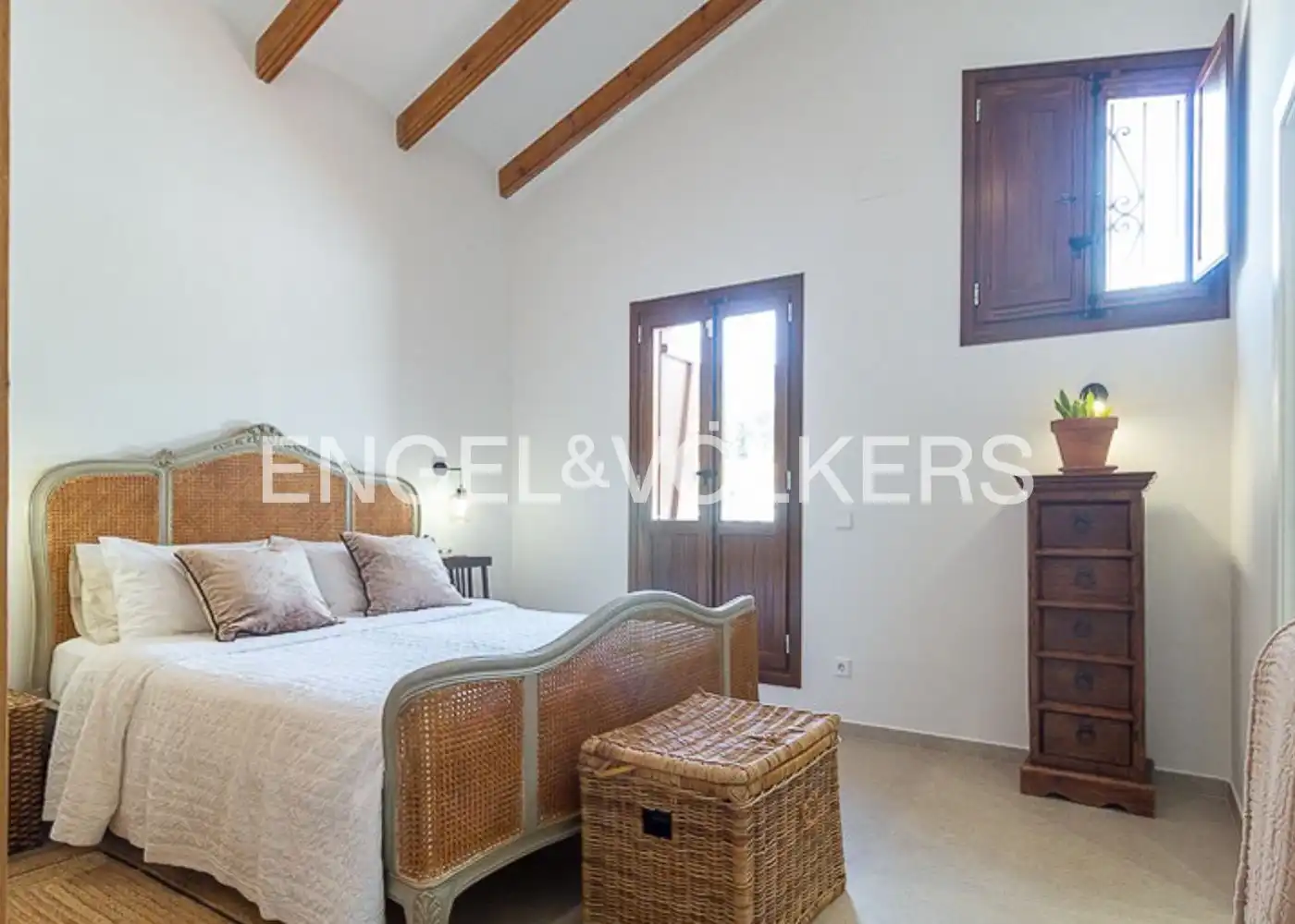 Dormitori de Casa o xalet de lloguer en Náquera amb Aire condicionat, Calefacció i Jardí privat