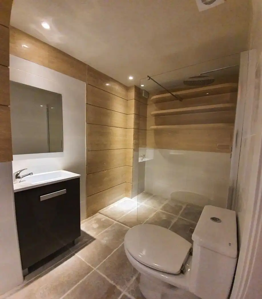 Badezimmer von Wohnungen zur Miete in Santa Maria de Palautordera mit Klimaanlage, Parkett und Alarm