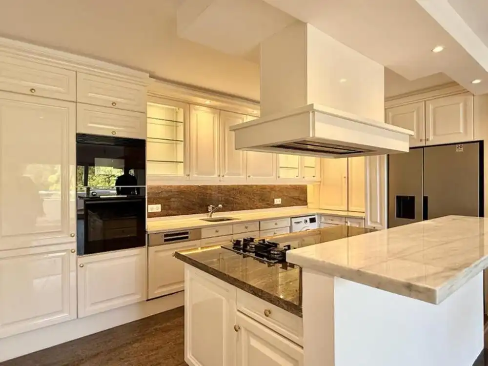 Kitchen of Apartments for sale in Estepona  with Air Conditioner, Terrace and Swimming Pool