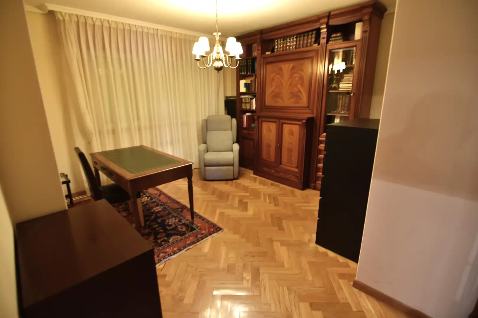 Sala de estar de Casa o chalet en venta en Bergondo con Calefacción, Jardín privado y Parquet
