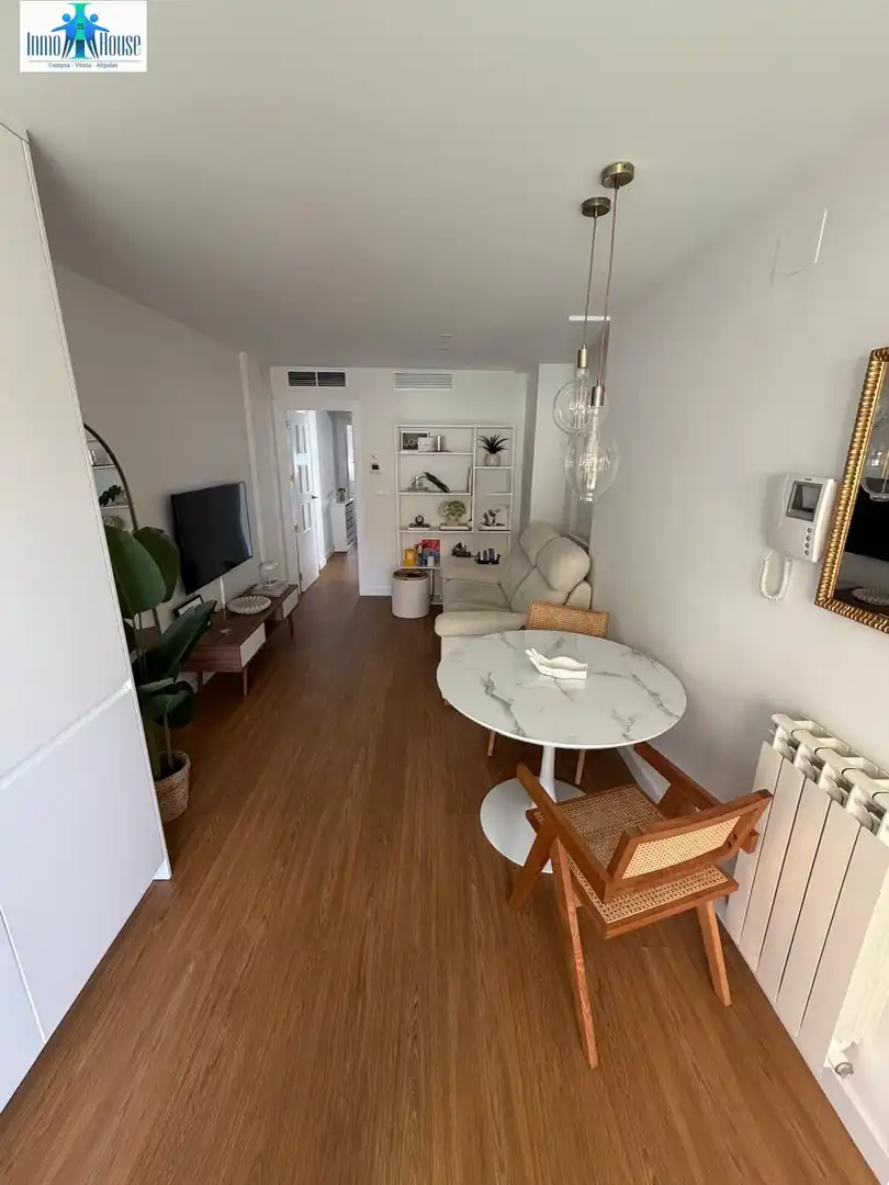 Sala de estar de Ático de alquiler en Albacete con Aire acondicionado, Calefacción y Parquet